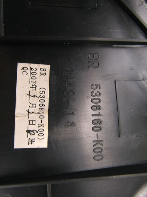 ANBAUTEILE MITTELKONSOLE OEM N. 5306800-K00 GEBRAUCHTTEIL GREAT WALL HOVER (2006 - 2011)BENZINA/GPL HUBRAUM 24 JAHR. 2008