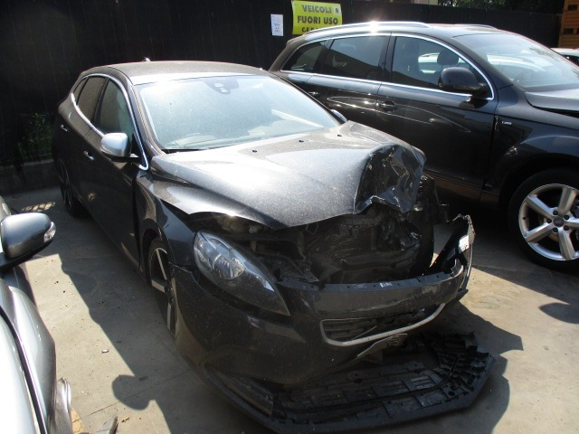 VOLVO OEM N.  GEBRAUCHTTEIL VOLVO V40 (DAL 2012) HUBRAUM 20 DIESEL JAHR. 2013