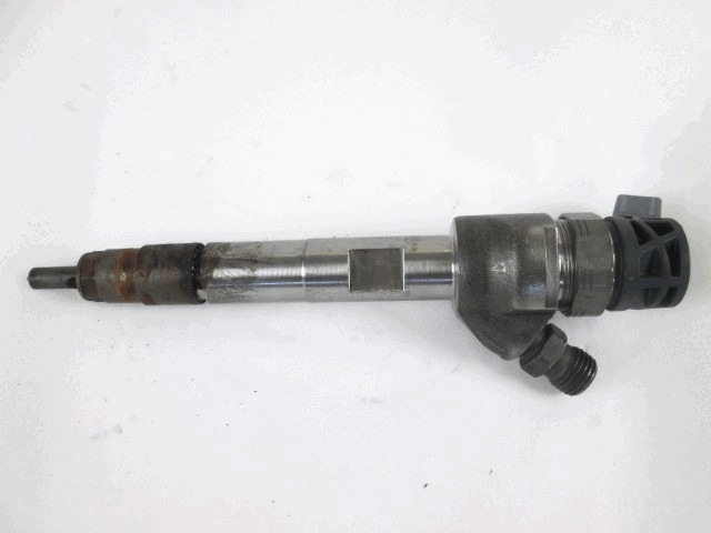 INJEKTOR EINSPRITZDUSE  OEM N. 13538515060  GEBRAUCHTTEIL BMW SERIE 1 BER/COUPE F20/F21 (2011 - 2015) DIESEL HUBRAUM 16 JAHR. 2014