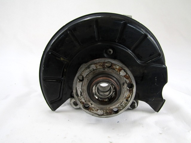 SCHWENKLAGER LINKS / RADNABE MIT LAGER VORNE OEM N. 3C0407253F 5K0498621 GEBRAUCHTTEIL VOLKSWAGEN PASSAT B6 3C BER/SW (2005 - 09/2010)  DIESEL HUBRAUM 20 JAHR. 2006