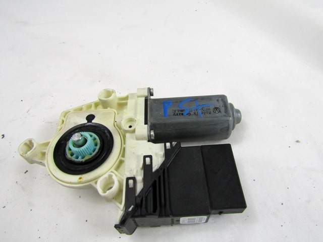 FENSTERMOTOR HINTEN OEM N. 3C9959703 GEBRAUCHTTEIL VOLKSWAGEN PASSAT B6 3C BER/SW (2005 - 09/2010)  DIESEL HUBRAUM 20 JAHR. 2006