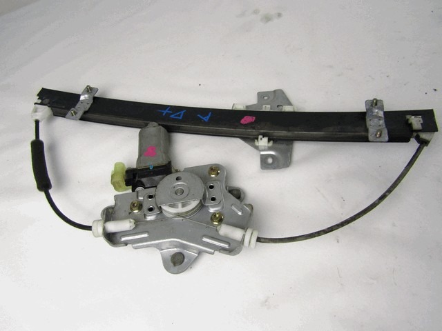 TURFENSTERMECHANISMUS VORN OEM N. 8240207010 GEBRAUCHTTEIL KIA PICANTO (2004 - 2008) BENZINA HUBRAUM 10 JAHR. 2006