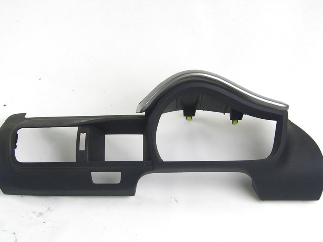 MITTELKONSOLE OEM N. 55404-74010 GEBRAUCHTTEIL TOYOTA IQ (2008 - 2015)BENZINA HUBRAUM 10 JAHR. 2009