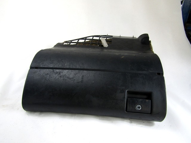 HANDSCHUHKASTEN OEM N. 8D1857035D GEBRAUCHTTEIL AUDI A4 B5 BER/SW (1994 - 12/2000) DIESEL HUBRAUM 19 JAHR. 2000