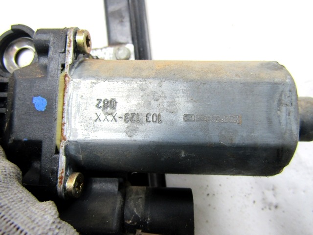 TURFENSTERMECHANISMUS HINTEN OEM N. 8D0959802E GEBRAUCHTTEIL AUDI A4 B5 BER/SW (1994 - 12/2000) DIESEL HUBRAUM 19 JAHR. 2000