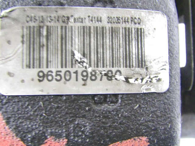 BREMSZANGE VORNE LINKS OEM N. 9650198780 GEBRAUCHTTEIL CITROEN C3 / PLURIEL (2002 - 09/2005) BENZINA HUBRAUM 11 JAHR. 2005
