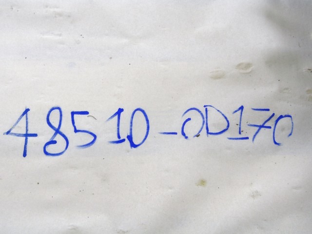 PAAR VORDEREN STO?DAMPFER OEM N. 48510-0D170 GEBRAUCHTTEIL TOYOTA YARIS (01/2006 - 2009) BENZINA HUBRAUM 10 JAHR. 2007