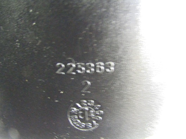 LUFTAUSTRITT OEM N. 735322763 GEBRAUCHTTEIL FIAT PUNTO 188 MK2 R (2003 - 2011) DIESEL HUBRAUM 13 JAHR. 2004