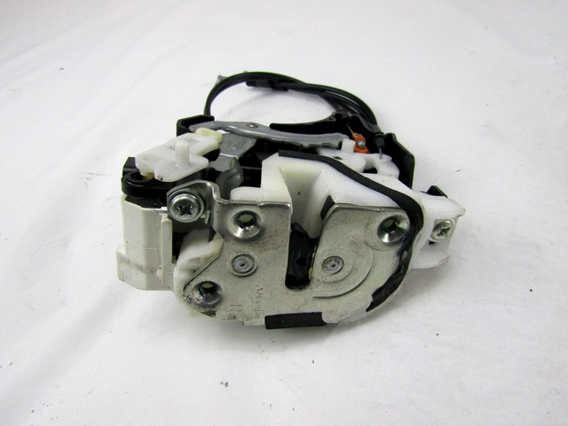 ZENTRALVERRIEGELUNG HINTEN RECHTS OEM N. 9138Q6 GEBRAUCHTTEIL CITROEN C-CROSSER (2007 - 2012)DIESEL HUBRAUM 22 JAHR. 2010