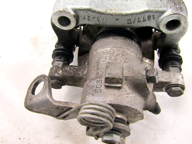 BREMSSATTEL BREMSZANGE HINTEN RECHTS  OEM N. 4400W6 GEBRAUCHTTEIL CITROEN C3 PICASSO (2009 - 2016) DIESEL HUBRAUM 16 JAHR. 2015