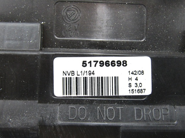 TURVERRIEGELUNG HINTEN LINKS HINTEN OEM N. 51796698 GEBRAUCHTTEIL FIAT CROMA (11-2007 - 2010) DIESEL HUBRAUM 19 JAHR. 2008