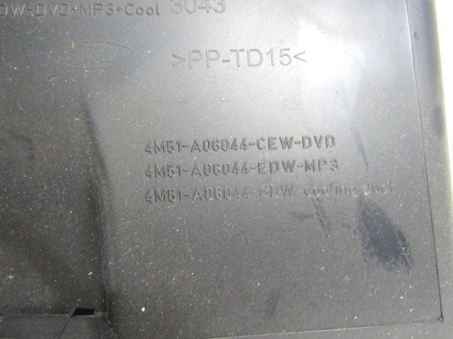 HANDSCHUHKASTEN OEM N. 4M51-A06044-AEW GEBRAUCHTTEIL FORD FOCUS BER/SW (2008 - 2011) DIESEL HUBRAUM 16 JAHR. 2008