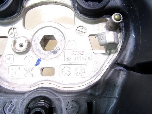 LENKRAD OEM N. 8A61-3600-CF GEBRAUCHTTEIL FORD FIESTA (09/2008 - 11/2012) BENZINA HUBRAUM 12 JAHR. 2010