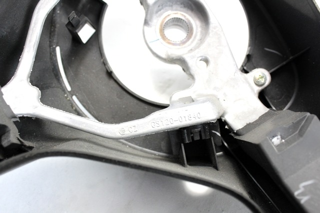 LENKRAD OEM N. 451000H010B0 GEBRAUCHTTEIL TOYOTA AYGO (2009 - 02/2012) BENZINA HUBRAUM 10 JAHR. 2009