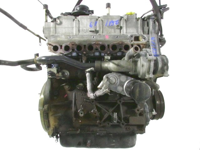 MOTOR OEM N. 2.5L GEBRAUCHTTEIL CHRYSLER VOYAGER/GRAN VOYAGER RG RS MK4 (2001 - 2007) DIESEL HUBRAUM 25 JAHR. 2002