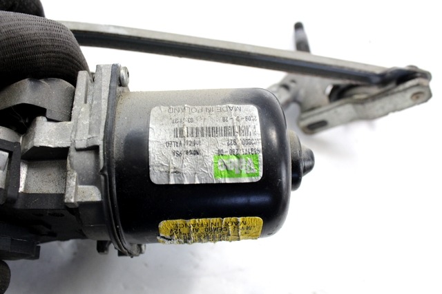 WINDSCHUTZSCHEIBEN-WISCHERMOTOR OEM N. 9681793280 GEBRAUCHTTEIL CITROEN C3 PICASSO (2009 - 2016) BENZINA HUBRAUM 14 JAHR. 2010