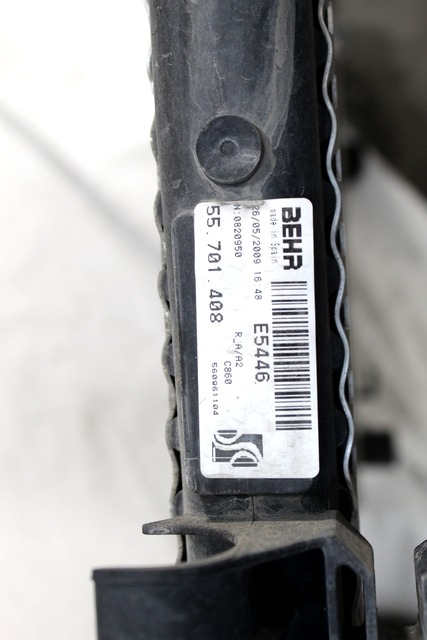 WASSERKUHLER KUHLER OEM N. 55701408 GEBRAUCHTTEIL OPEL CORSA D (2006 - 2011) BENZINA HUBRAUM 12 JAHR. 2009