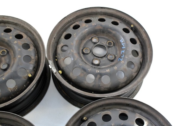 FELGENSATZ 16'' OEM N. 7M3601027E GEBRAUCHTTEIL AUDI A4 B5 BER/SW (1994 - 12/2000) DIESEL HUBRAUM 19 JAHR. 2000