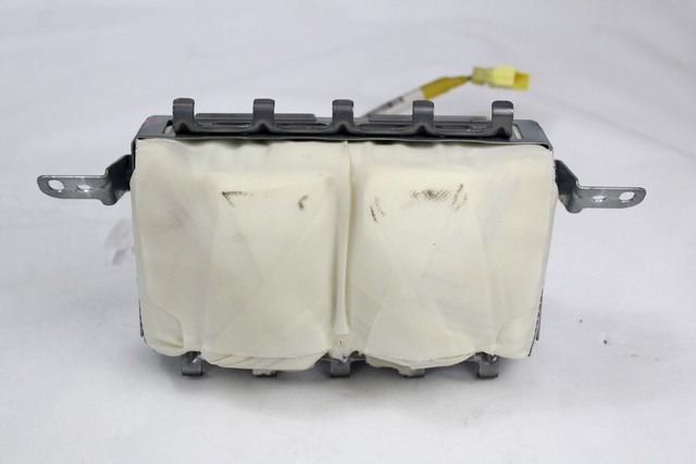 AIRBAGMODUL BEIFAHRERSEITE OEM N. 739700F010 GEBRAUCHTTEIL TOYOTA COROLLA VERSO (2004 - 2009) DIESEL HUBRAUM 22 JAHR. 2009