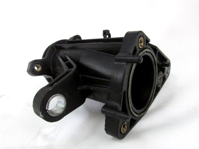 FORMSCHLAUCH OEM N. 9M5Q-9J444-AC GEBRAUCHTTEIL FORD KUGA (05/2008 - 2012) DIESEL HUBRAUM 20 JAHR. 2011