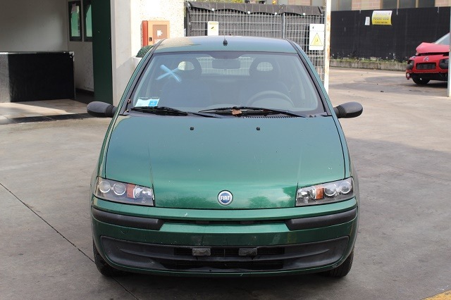 FIAT PUNTO 1.2 B 44KW 5M 5P (2000) RICAMBI IN MAGAZZINO