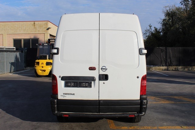 NISSAN INTERSTAR 2.5 D 84KW 5M 4P (2002) RICAMBI IN MAGAZZINO