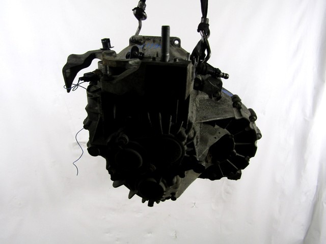 SCHALTGETRIEBE OEM N. 6M2R-7F096-FB GEBRAUCHTTEIL FORD MONDEO BER/SW (2007 - 8/2010) DIESEL HUBRAUM 18 JAHR. 2008