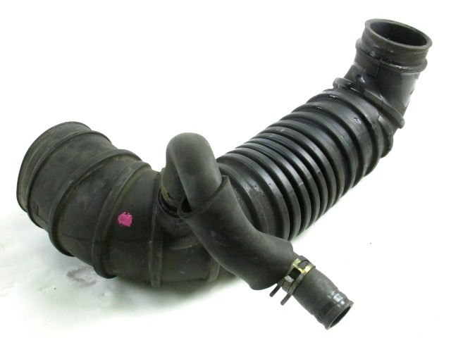 FORMSCHLAUCH OEM N. MR571533 GEBRAUCHTTEIL MITSUBISHI PAJERO V60 (2000 - 2007) DIESEL HUBRAUM 32 JAHR. 2002