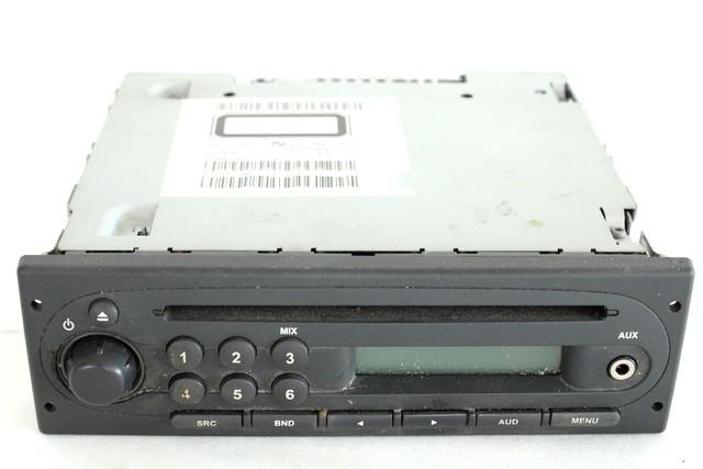 RADIO CD?/ VERSTARKER / HALTER HIFI SYSTEM OEM N. 8200843548 GEBRAUCHTTEIL RENAULT TWINGO (09/2006 - 11/2011) BENZINA HUBRAUM 12 JAHR. 2010