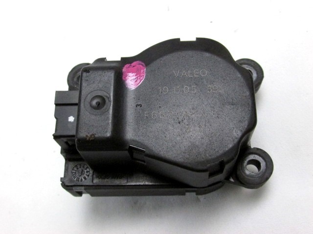 SATZ KLEINTEILE/STELLHEBEL KLIMAGERAT OEM N. F663746XC GEBRAUCHTTEIL CITROEN C3 / PLURIEL (09/2005 - 11/2010) BENZINA HUBRAUM 14 JAHR. 2006