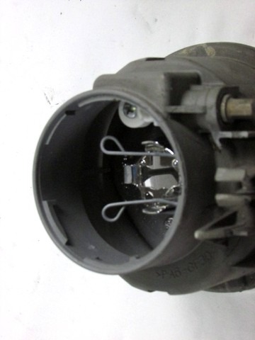 NEBELSCHEINWERFER RECHTS OEM N. 9648947780 GEBRAUCHTTEIL CITROEN C3 / PLURIEL (09/2005 - 11/2010) BENZINA HUBRAUM 14 JAHR. 2006