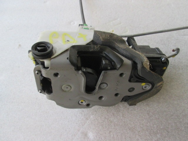 ZENTRALVERRIEGELUNG HINTEN RECHTS OEM N. 3023880RH GEBRAUCHTTEIL OPEL ASTRA J 5P/3P/SW (2009 - 2015) DIESEL HUBRAUM 17 JAHR. 2010