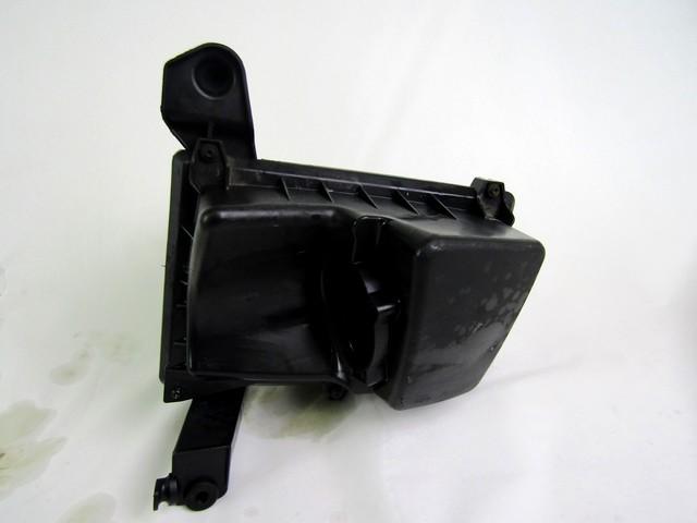 3M51-9600-SG SCATOLA FILTRO ARIA FORD FOCUS 1.6 D 80KW 5M 5P (2005) RICAMBIO USATO