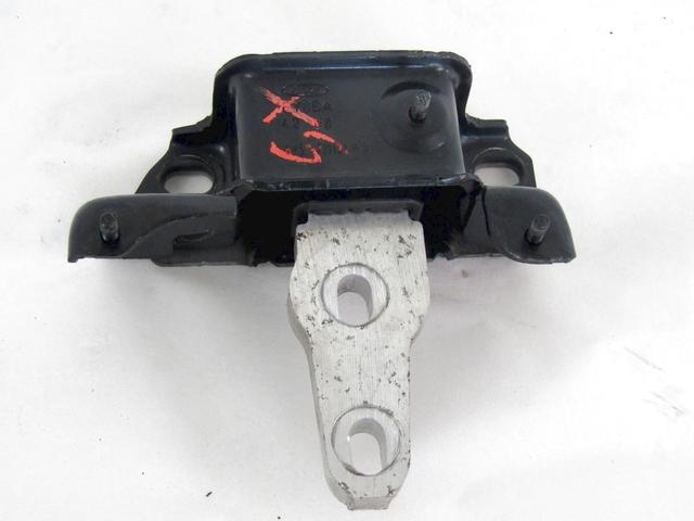 8V51-7M121-AE SUPPORTO CAMBIO FORD FIESTA 1.2 B 60KW 5M 5P (2009) RICAMBIO USATO