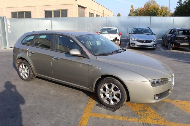 ALFA ROMEO 159 SW 1.9 D 110KW 6M 5P (2006) RICAMBI IN MAGAZZINO