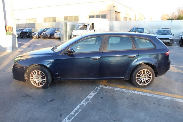 ALFA ROMEO 159 SW 1.9 D 110KW AUT 5P (2009) RICAMBI IN MAGAZZINO