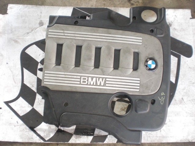 BMW X5 E53 3,0 160KW MOTOR COVER