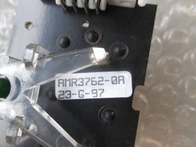 RUCKSEITE OEM N. AMR3762-0A GEBRAUCHTTEIL LAND ROVER RANGE ROVER (1992 - 2005) DIESEL HUBRAUM 25 JAHR. 1997