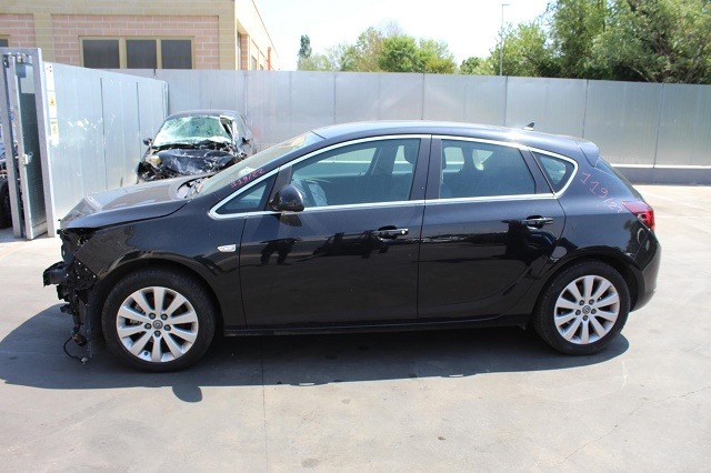 OPEL ASTRA J 1.6 D 81KW 6M 5P (2014) RICAMBI IN MAGAZZINO