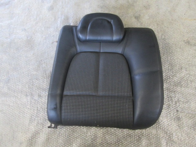 RUCKSITZLEHNE OEM N. 18016 SCHIENALE SDOPPIATO POSTERIORE TESSUTO GEBRAUCHTTEIL PEUGEOT 407 BER/SW (2004 - 06/2008) DIESEL HUBRAUM 20 JAHR. 2005