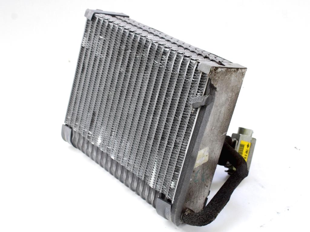 13175549 EVAPORATORE RADIATORE CLIMATIZZATORE CLIMA A/C OPEL ASTRA H 1.7 D 74KW 5M 5P (2005) RICAMBIO USATO 324336