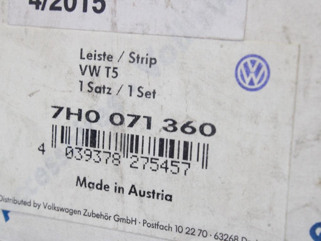 7H0071360 STRISCIA MODANATURA CATARIFRANGENTE PORTELLONE COFANO POSTERIORE BAULE VOLKSWAGEN TRANSPORTER T5 2.5 TDI 128 KW RICAMBIO NUOVO