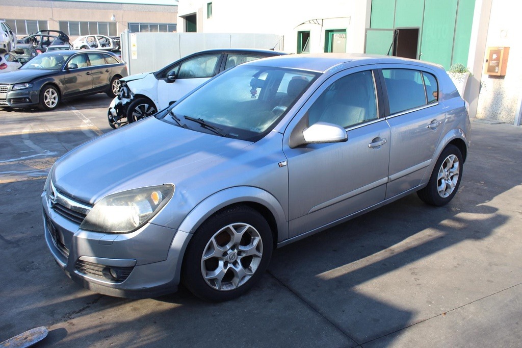 OPEL ASTRA H 1.7 D 74KW 5M 5P (2005) RICAMBI IN MAGAZZINO