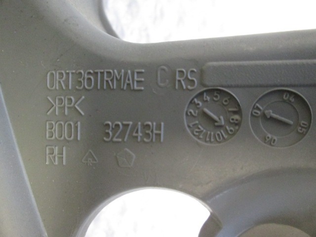 TUROFFNER OEM N. 0RT361D5AE GEBRAUCHTTEIL CHRYSLER VOYAGER/GRAN VOYAGER RG RS MK4 (2001 - 2007) DIESEL HUBRAUM 28 JAHR. 2008