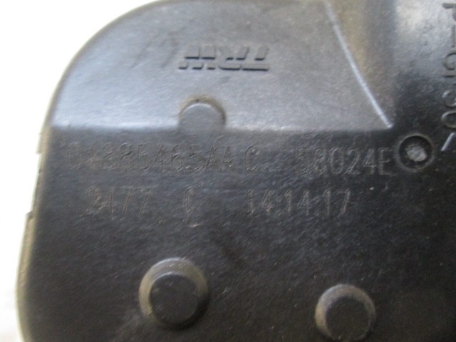 SATZ KLEINTEILE/STELLHEBEL KLIMAGERAT OEM N. 04885465AAC GEBRAUCHTTEIL CHRYSLER VOYAGER/GRAN VOYAGER RG RS MK4 (2001 - 2007) DIESEL HUBRAUM 28 JAHR. 2008