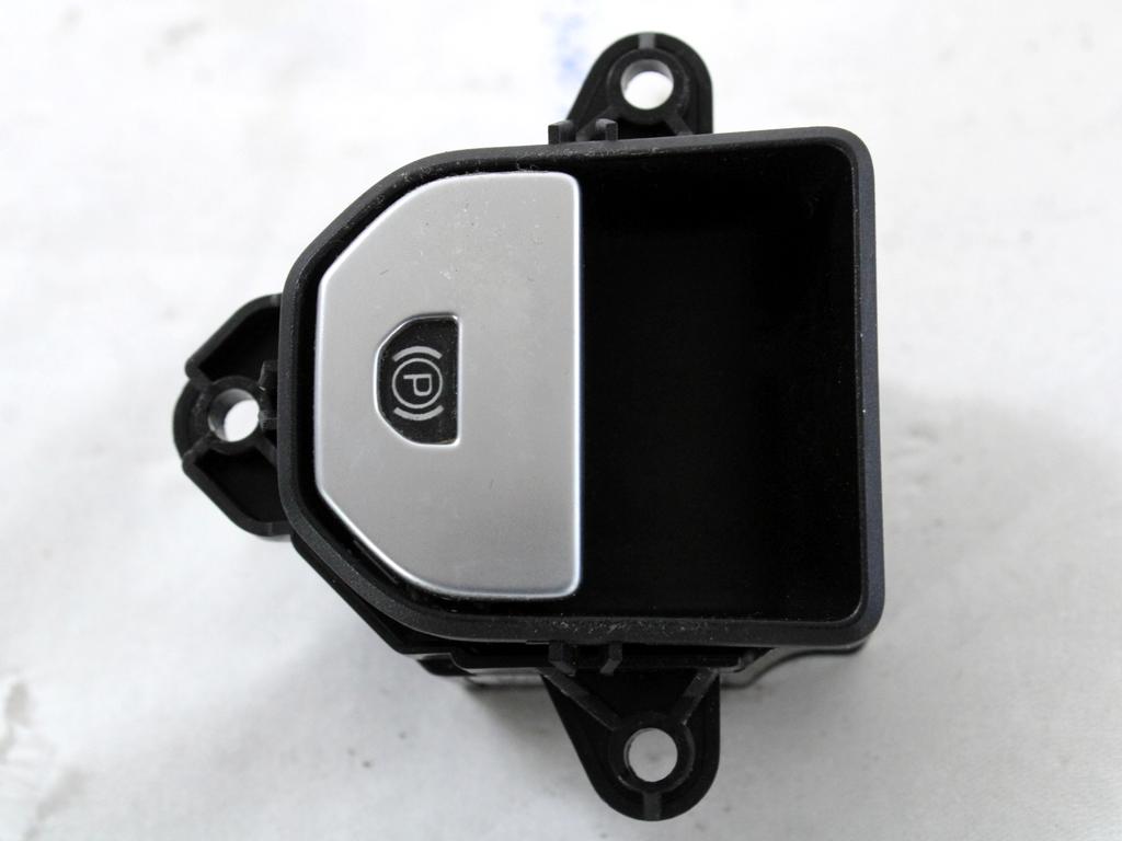 BJ32-15K850-AD GRUPPO DI COMANDO INTERRUTTORE FRENO DI STAZIONAMENTO A MANO ELETTRICO LAND ROVER RANGE ROVER EVOQUE L538 2.2 D 4X4 110KW AUT 5P (2014) RICAMBIO USATO