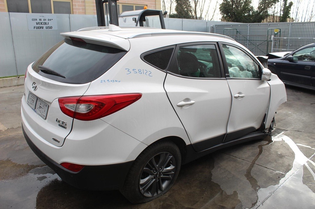 HYUNDAI IX35 2.0 D 4X4 100KW AUT 5P (2013) RICAMBI IN MAGAZZINO