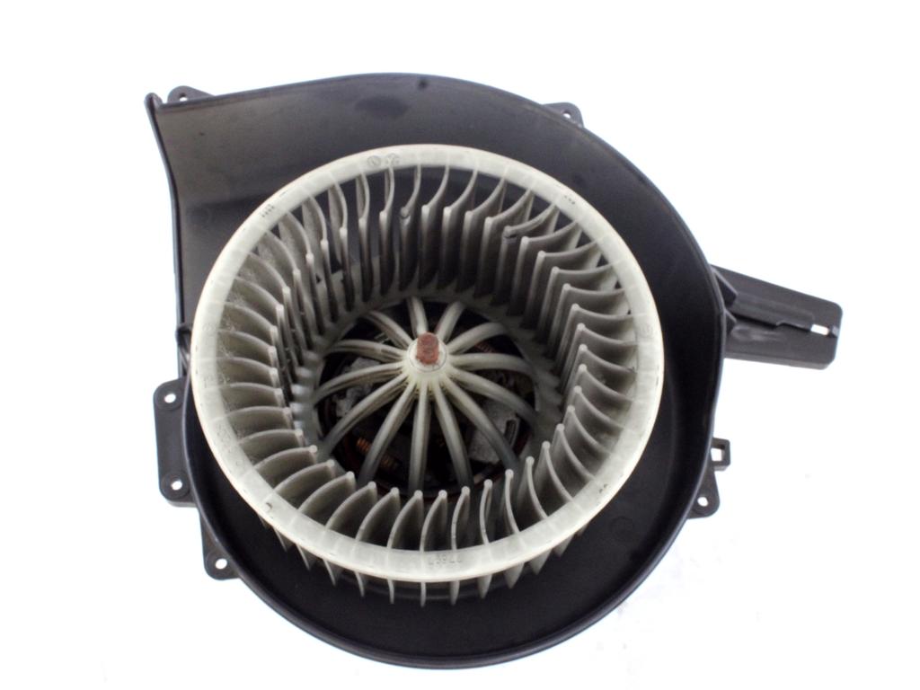 6R1819015A MOTORINO VENTOLA VENTILAZIONE ABITACOLO VOLKSWAGEN POLO 1.2 B 47KW 5M 5P (2002) RICAMBIO USATO