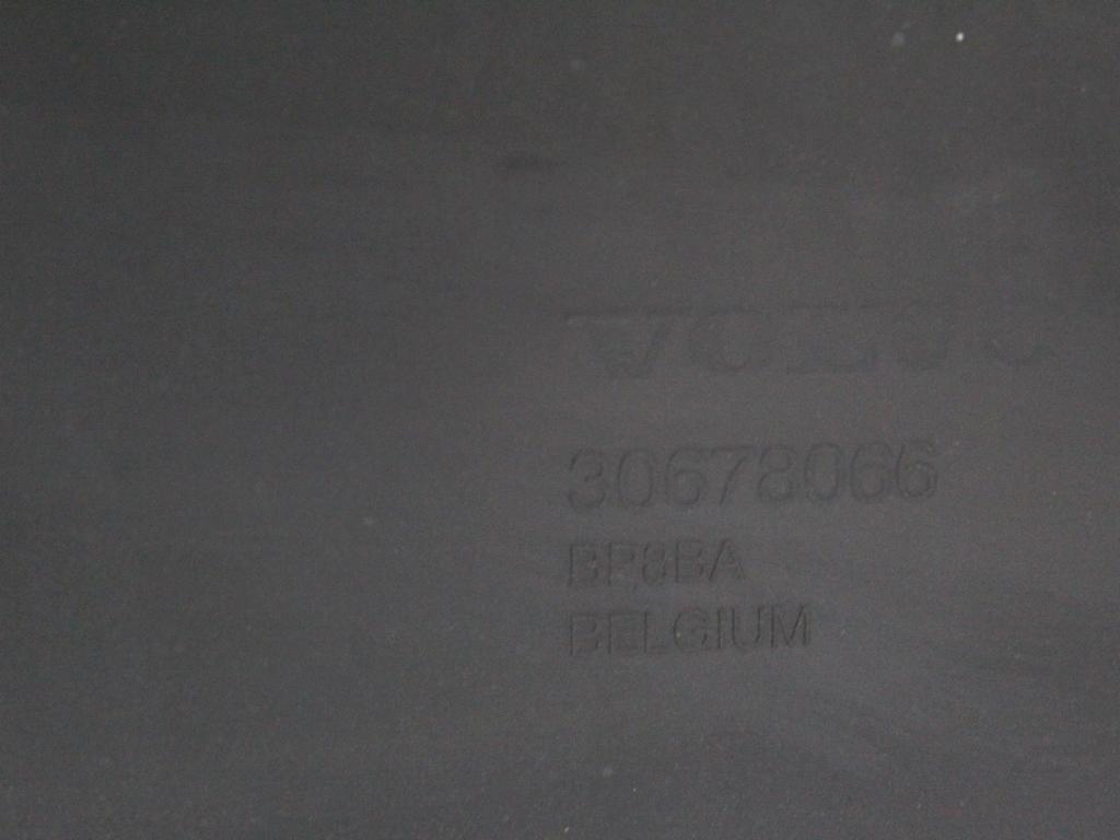 30678066 PARAURTI POSTERIORE VOLVO V50 SW 2.0 D 100KW 6M 5P (2004) RICAMBIO USATO