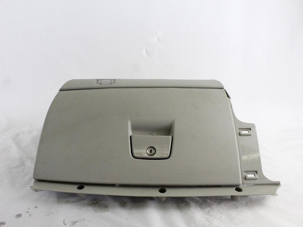 9123248 CASSETTO PORTAOGGETTI CRUSCOTTO LATO DESTRO VOLVO C30 1.6 D 80KW 5M 3P (2010) RICAMBIO USATO 39808620